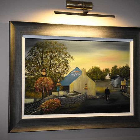 The Leitrim Inn And Blueway Lodge County Leitrim 外观 照片