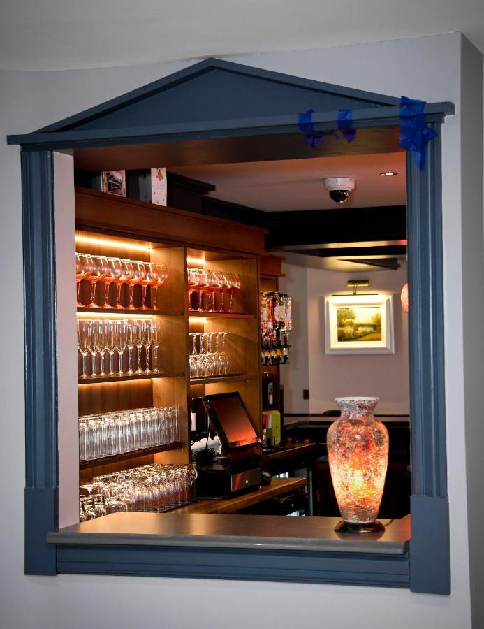 The Leitrim Inn And Blueway Lodge County Leitrim 外观 照片