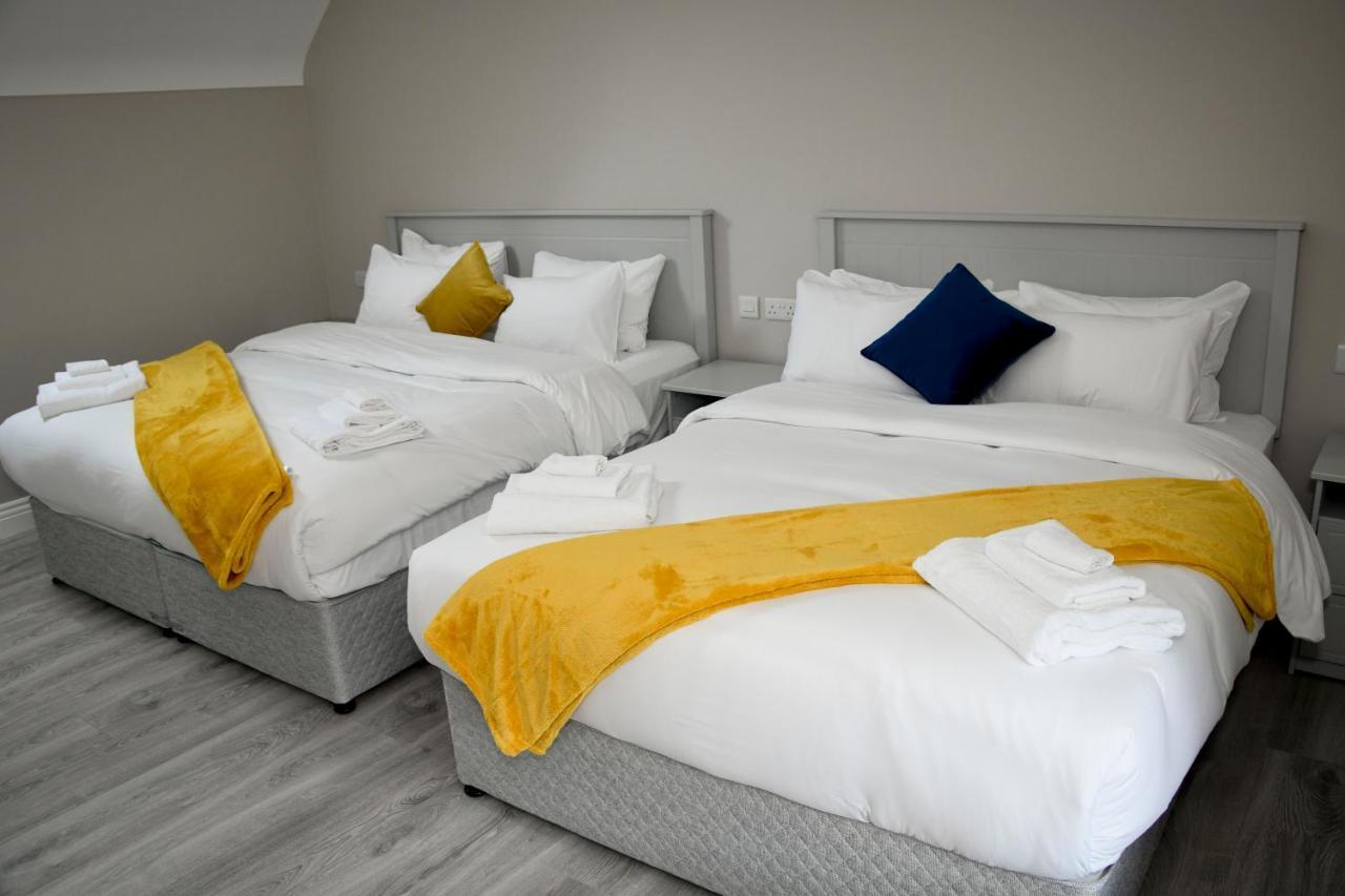 The Leitrim Inn And Blueway Lodge County Leitrim 外观 照片