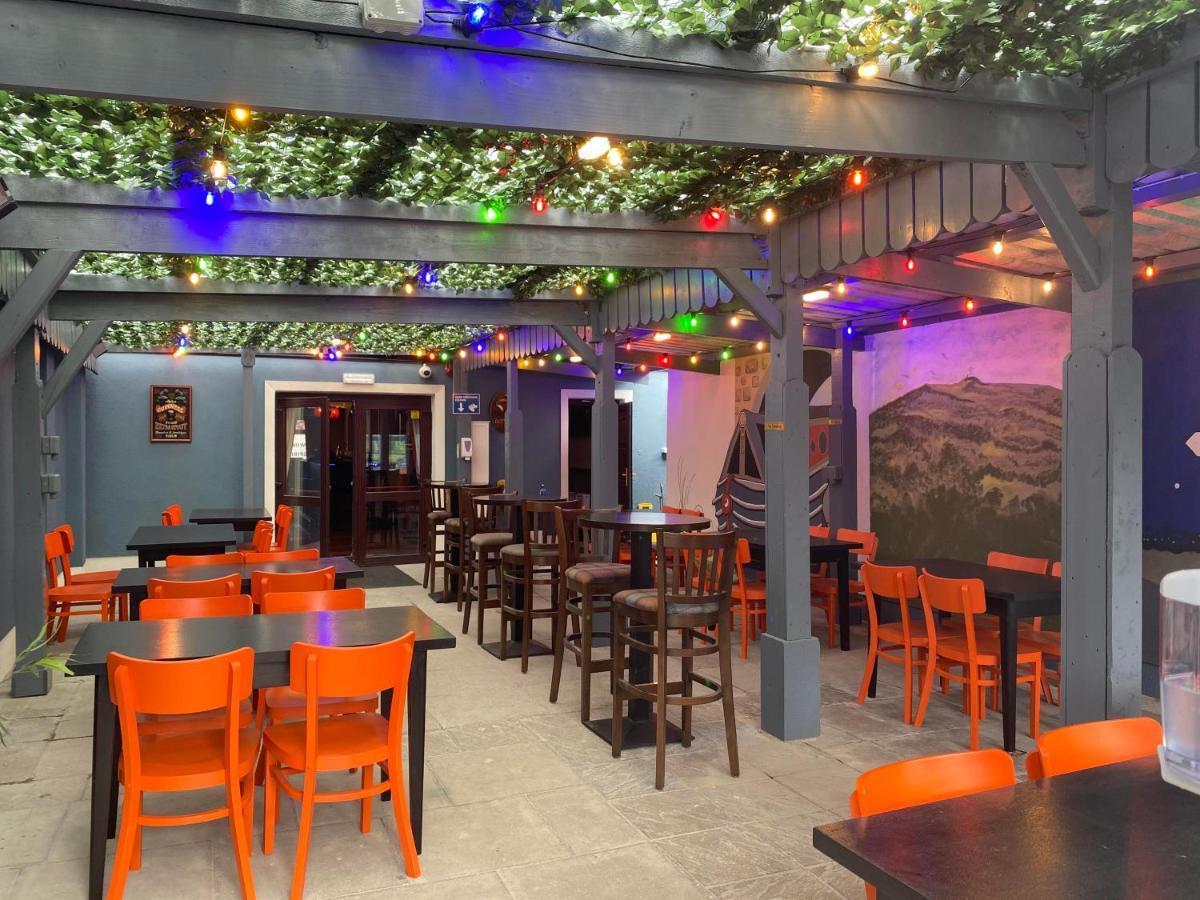 The Leitrim Inn And Blueway Lodge County Leitrim 外观 照片